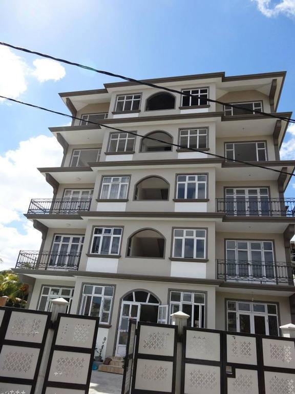 Twins Apartments Flic en Flac Phòng bức ảnh